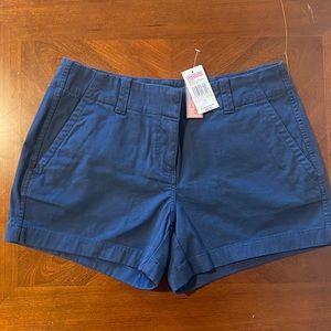 NWT Vineyard vines navy shorts